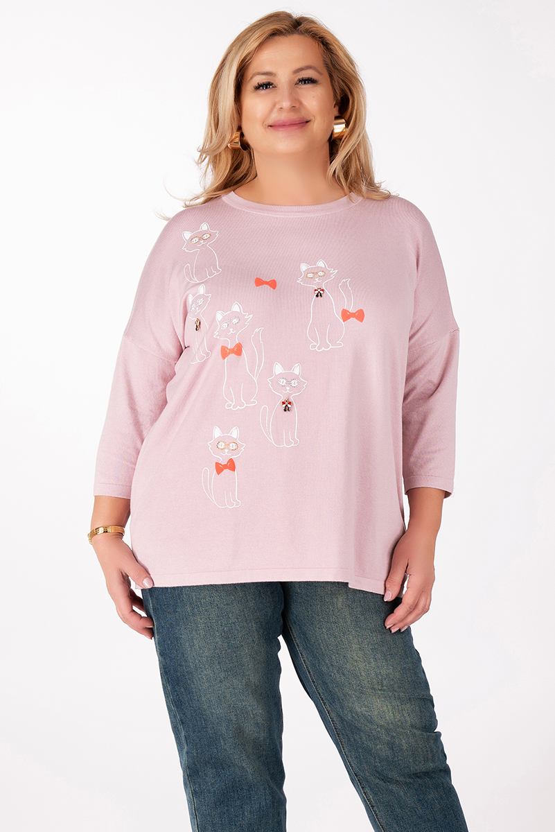 МАКСИ пуловер от фино плетиво в розово с щампа бели котки
