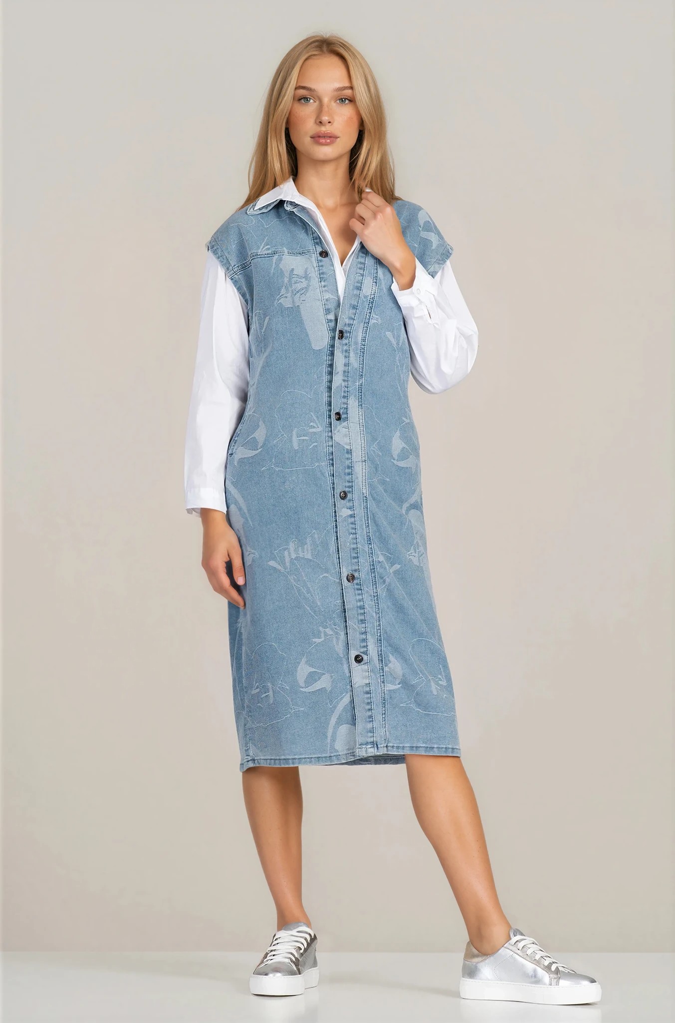 Дънкова рокля ''Dragonfly'' от органичен памук със светъл флорален принт